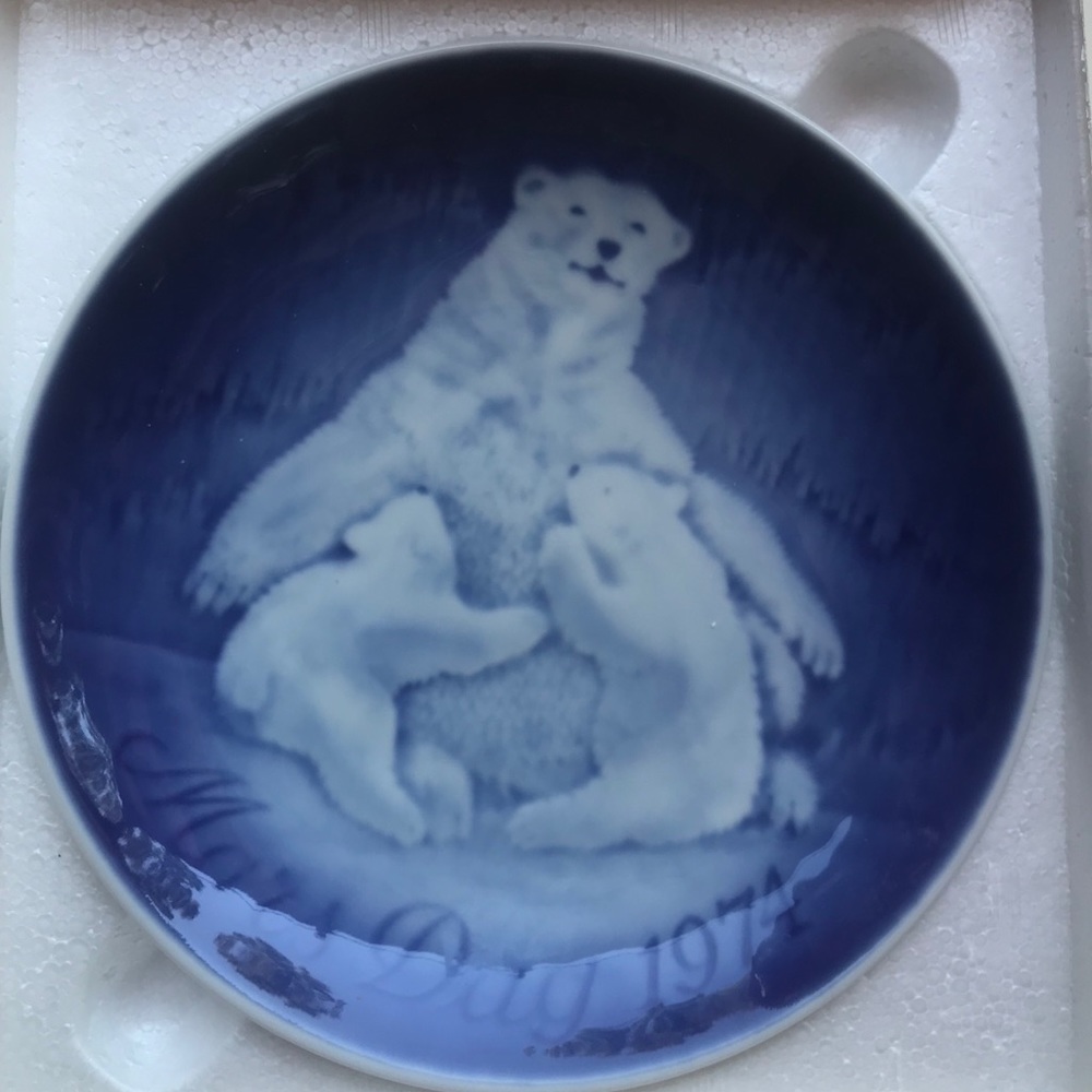 Bing and Grondahl plate